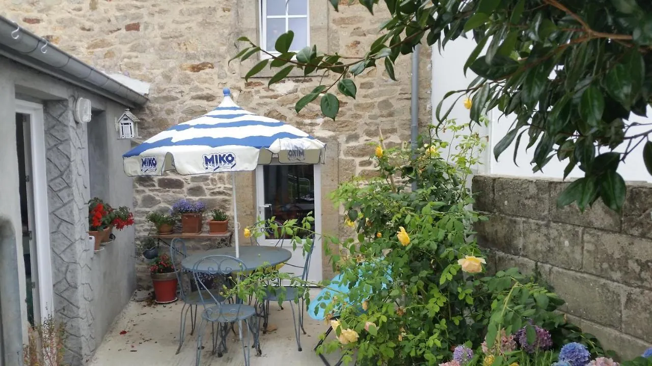 Villa Menhir Douarnenez France